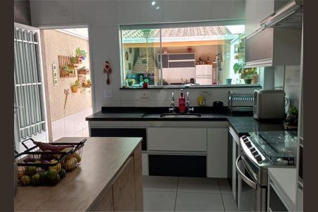 Casa à venda com 175m², 3 quartos e 3 vagas