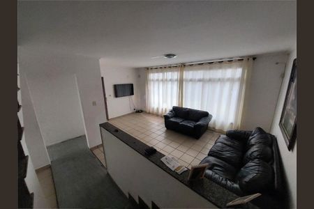 Casa à venda com 3 quartos, 191m² em Piqueri, São Paulo