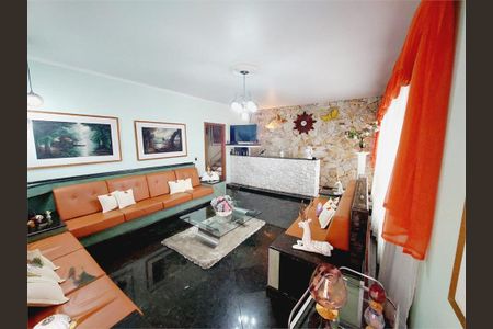 Casa à venda com 3 quartos, 260m² em Bela Aliança, São Paulo