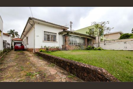 Casa à venda com 3 quartos, 480m² em Bela Aliança, São Paulo