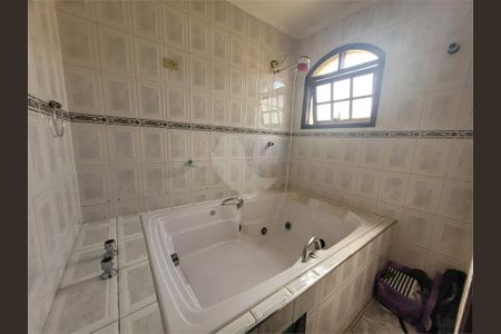 Casa à venda com 3 quartos, 220m² em Parque Anhanguera, São Paulo