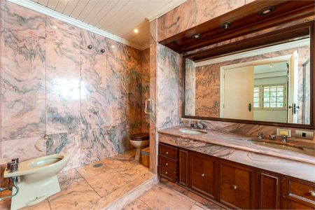 Casa à venda com 4 quartos, 250m² em Alto da Lapa, São Paulo