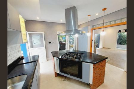 Casa à venda com 3 quartos, 336m² em Lapa, São Paulo