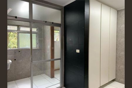 Apartamento à venda com 3 quartos, 97m² em Vila Bela Alianca, São Paulo