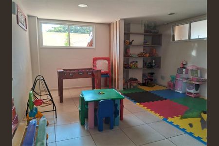 Apartamento para alugar com 3 quartos, 66m² em Presidente Altino, Osasco
