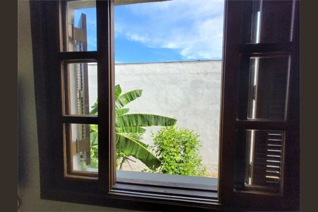 Casa à venda com 130m², 3 quartos e 2 vagas