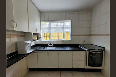 Casa à venda com 130m², 3 quartos e 2 vagas