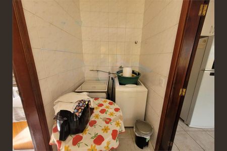 Casa à venda com 130m², 3 quartos e 2 vagas