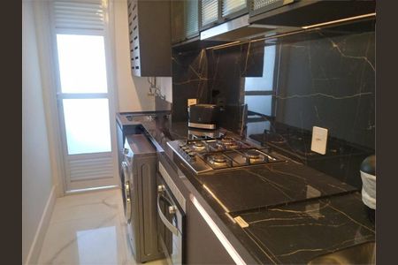 Apartamento à venda com 2 quartos, 81m² em Lapa, São Paulo