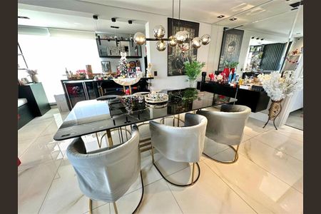 Apartamento à venda com 3 quartos, 154m² em Vila Regente Feijó, São Paulo