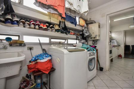 Apartamento à venda com 140m², 3 quartos e 2 vagasÁrea de Serviço