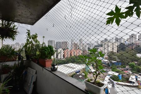 Apartamento à venda com 140m², 3 quartos e 2 vagasVaranda