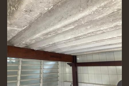 Casa à venda com 2 quartos, 68m² em Chácara Santo Antônio (Zona Sul), São Paulo