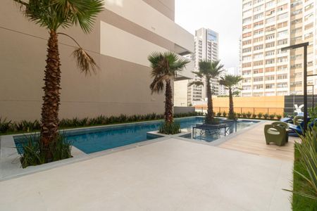 Apartamento à venda com 24m², 1 quarto e sem vagaÁrea comum - Piscina