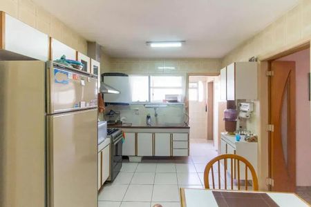 Apartamento à venda com 250m², 4 quartos e 3 vagas