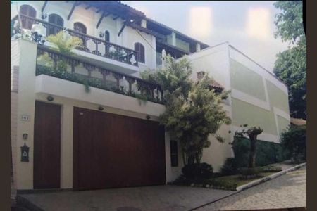 Casa de condomínio à venda com 418m², 3 quartos e 3 vagas