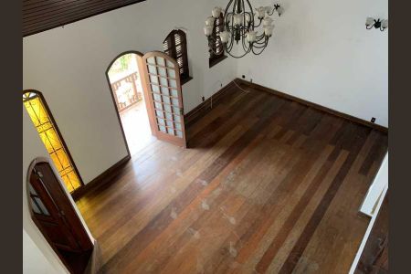 Casa de condomínio à venda com 418m², 3 quartos e 3 vagas