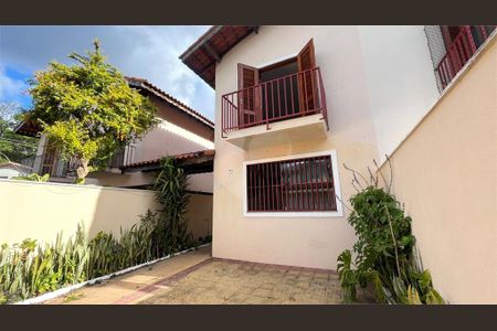 Casa à venda com 3 quartos, 95m² em Vila Sonia, São Paulo