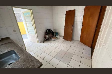 Casa à venda com 3 quartos, 95m² em Vila Sonia, São Paulo