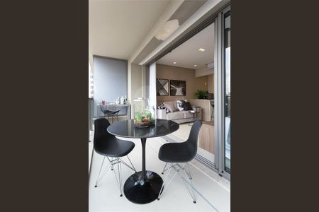 Apartamento à venda com 2 quartos, 64m² em Pinheiros, São Paulo