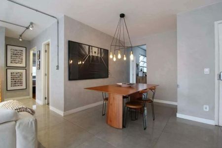 Apartamento à venda com 2 quartos, 100m² em Itaim Bibi, São Paulo