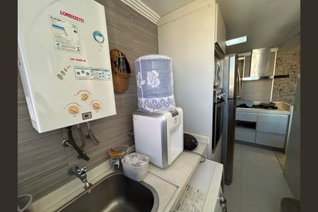 Apartamento para alugar com 70m², 3 quartos e 1 vagaÁrea de Serviço