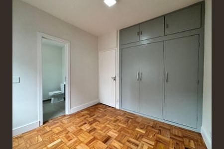 Suíte 1 de apartamento à venda com 2 quartos, 77m² em Vila Olímpia, São Paulo
