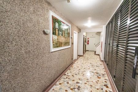 Apartamento à venda com 80m², 3 quartos e sem vaga Apartamento à venda com 80m², 3 quartos e sem vagaHall de entrada