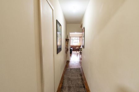 Apartamento à venda com 80m², 3 quartos e sem vaga Apartamento à venda com 80m², 3 quartos e sem vagaCorredor