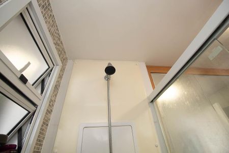 Apartamento à venda com 63m², 2 quartos e 1 vaga Apartamento à venda com 63m², 2 quartos e 1 vagaBanheiro da Suíte