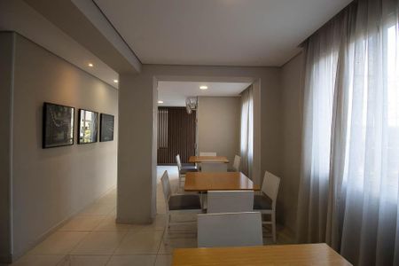 Apartamento à venda com 63m², 2 quartos e 1 vaga Apartamento à venda com 63m², 2 quartos e 1 vagaÁrea comum - Salão de festas
