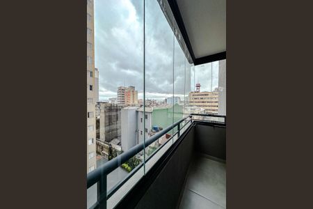 Apartamento à venda com 28m², 1 quarto e sem vagaVaranda