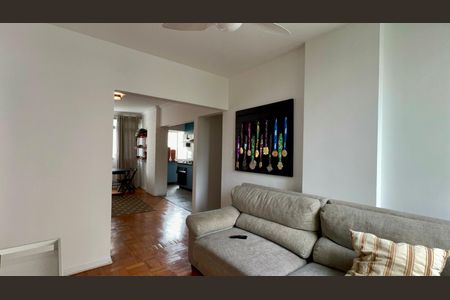 Apartamento à venda com 70m², 2 quartos e 1 vagaSala de TV
