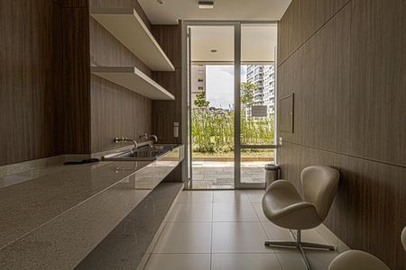 Apartamento à venda com 76m², 2 quartos e 1 vagaÁrea comum