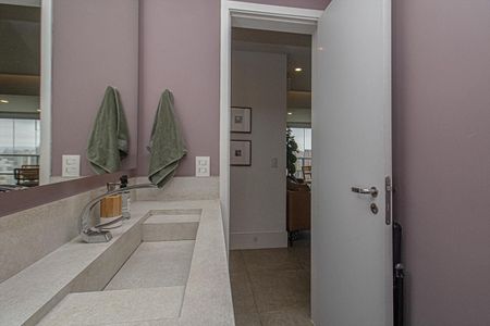 Apartamento à venda com 76m², 2 quartos e 1 vagaLavabo