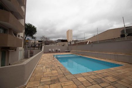 Apartamento para alugar com 70m², 2 quartos e 1 vagaÁrea comum - Piscina