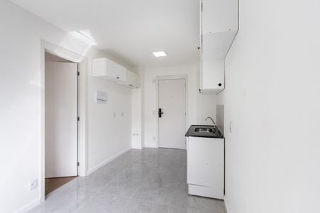 Apartamento à venda com 24m², 1 quarto e sem vaga Apartamento à venda com 24m², 1 quarto e sem vagaSala