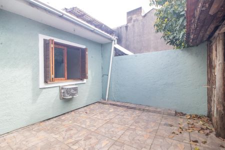 Casa para alugar com 51m², 2 quartos e 1 vagaQuintal