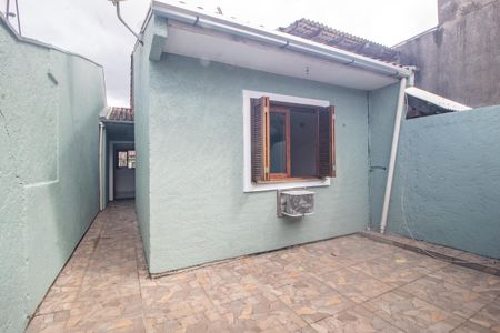 Casa para alugar com 51m², 2 quartos e 1 vagaQuintal