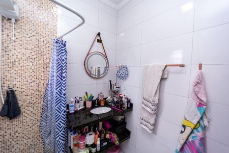 Casa à venda com 112m², 3 quartos e 2 vagas Casa à venda com 112m², 3 quartos e 2 vagasBanheiro da Suíte 1