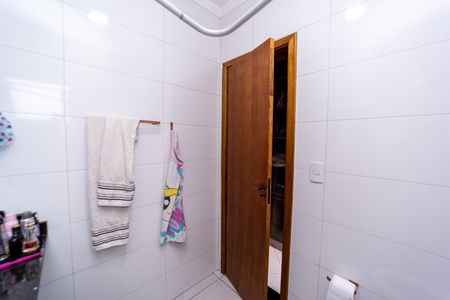 Casa à venda com 112m², 3 quartos e 2 vagas Casa à venda com 112m², 3 quartos e 2 vagasBanheiro da Suíte 1