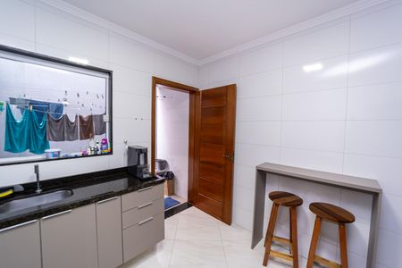 Casa à venda com 112m², 3 quartos e 2 vagas Casa à venda com 112m², 3 quartos e 2 vagasCozinha
