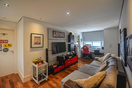 Apartamento à venda com 247m², 3 quartos e 4 vagasSala de TV