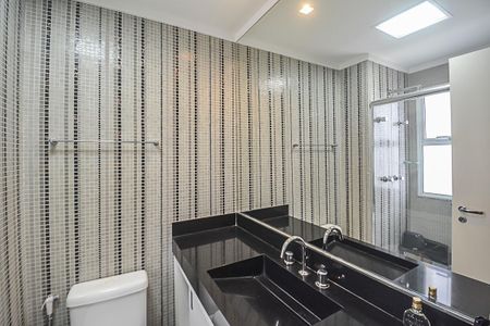 Apartamento à venda com 247m², 3 quartos e 4 vagasBanheiro