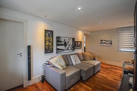 Apartamento à venda com 247m², 3 quartos e 4 vagasSala de TV