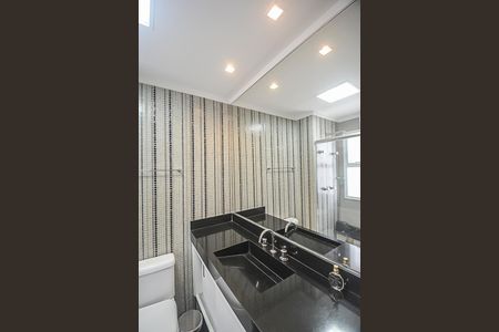 Apartamento à venda com 247m², 3 quartos e 4 vagasBanheiro