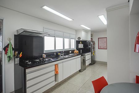 Apartamento à venda com 247m², 3 quartos e 4 vagasCozinha