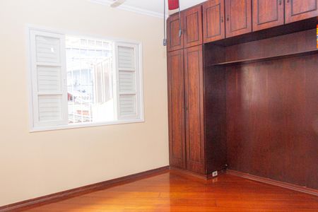 Casa de condomínio para alugar com 150m², 3 quartos e 2 vagasSuíte 1