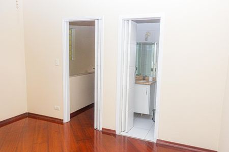Casa de condomínio para alugar com 150m², 3 quartos e 2 vagasSuíte 2