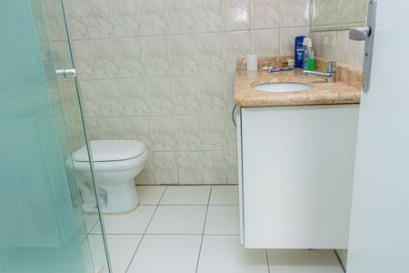 Casa de condomínio para alugar com 150m², 3 quartos e 2 vagasBanheiro da Suíte 1